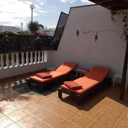 Bungalow Playa Bastian - Piscina Climatizada - Wifi - Playa 1 Min. Costa Teguise Exterior photo
