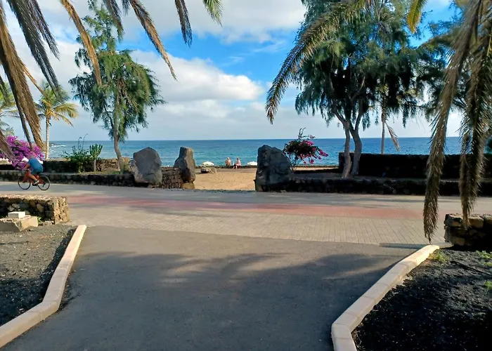 Bungalow Playa Bastian - Piscina Climatizada - Wifi - Playa 1 Min.